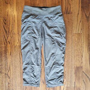 Prana Koen Green Capri Pants (Women's Small)